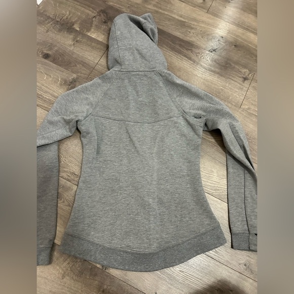 Women’s Nike Gray Full-Zip Tech Fleece Hoodie - Picture 5 of 6